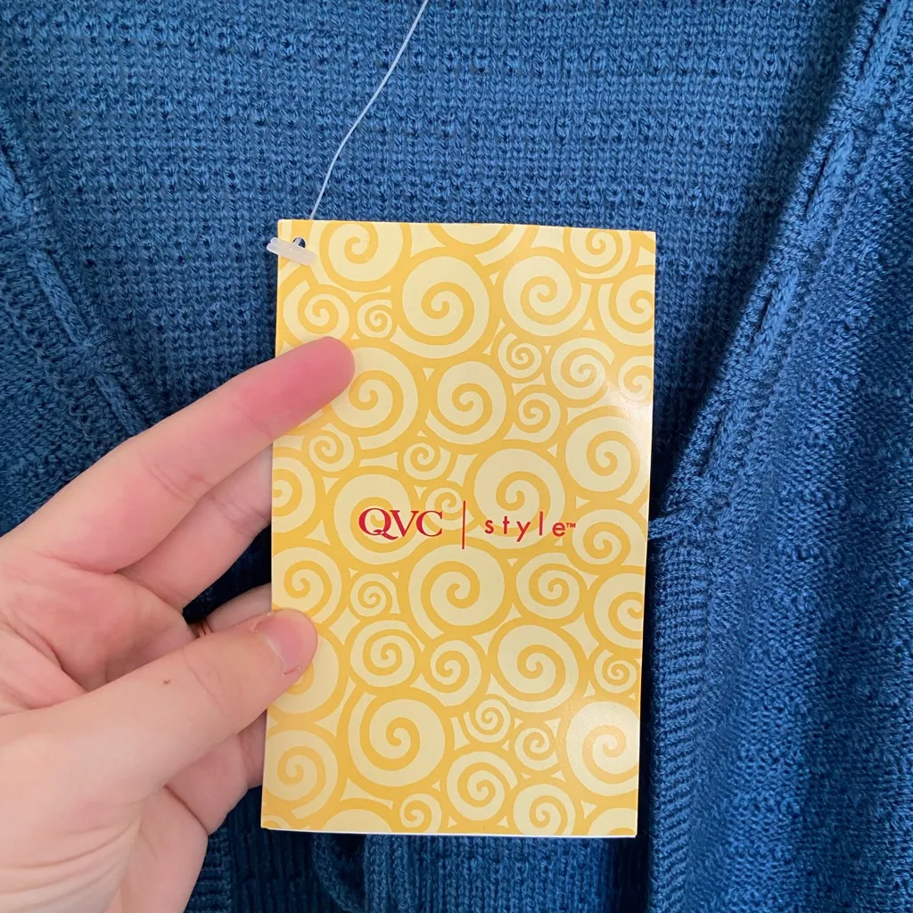 NEW Denim & Co. women’s‎ blue tie front floral embroidered long sweater small - Image 5