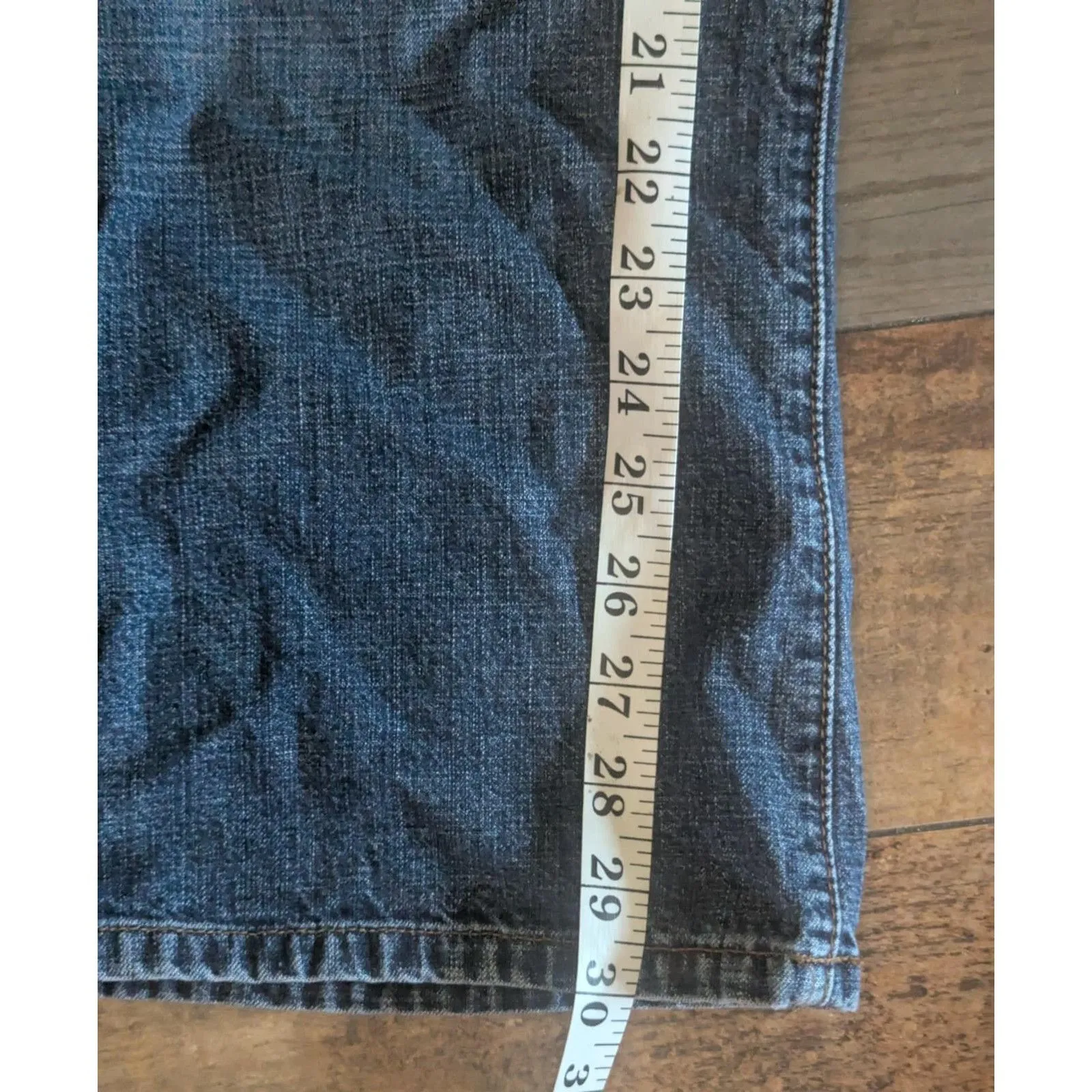 VINTAGE Lucky Brand Dungarees Crop Jeans 10/30 Y2K Bootcut Made in USA Montesano - Image 3