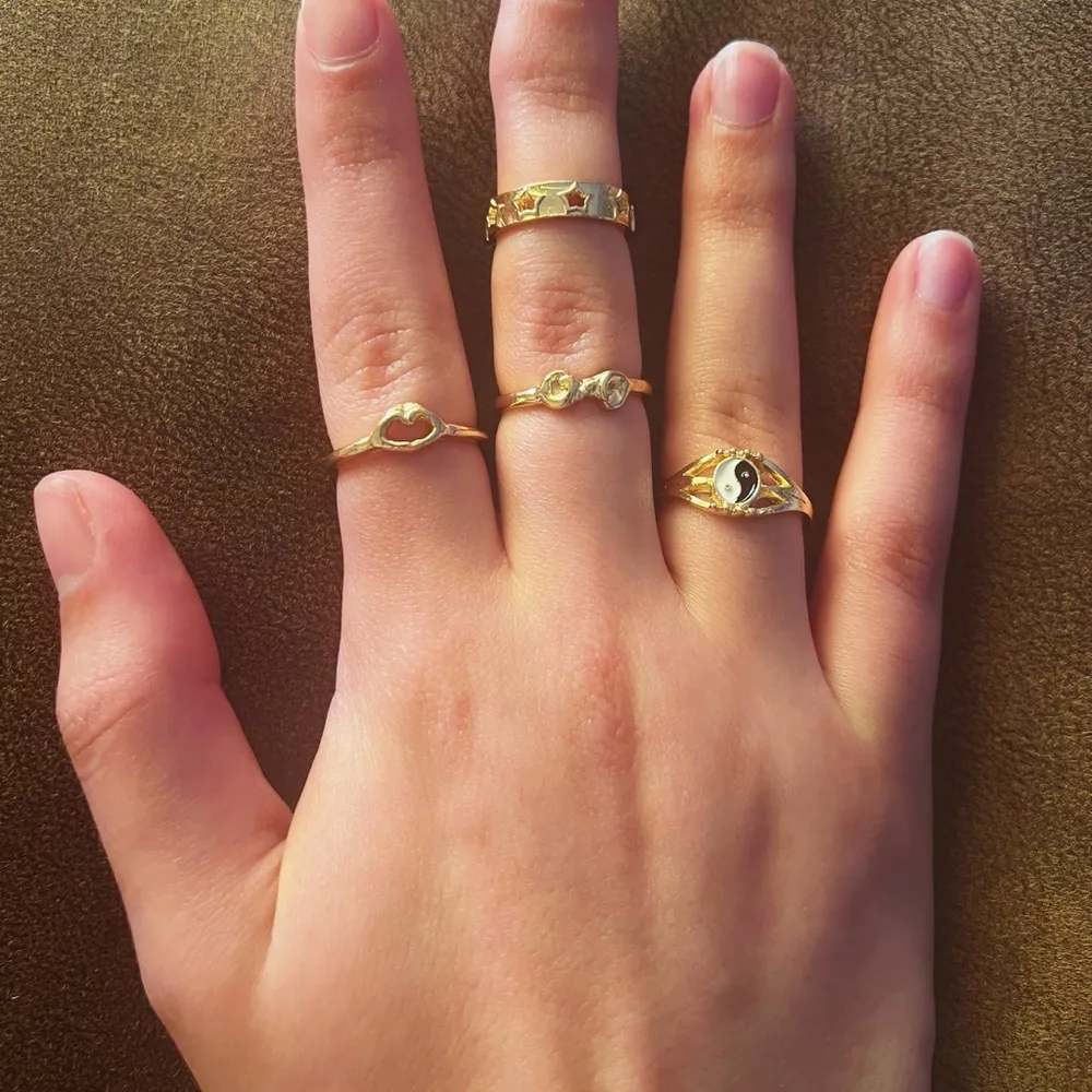 Four New Gold Knuckle Rings - Image 5