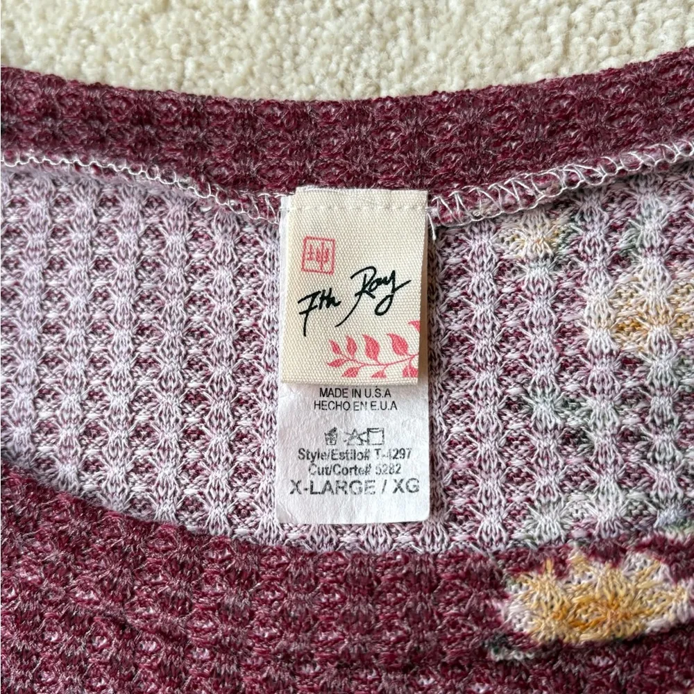 7th Ray Floral Burgundy Sweater - Image 4