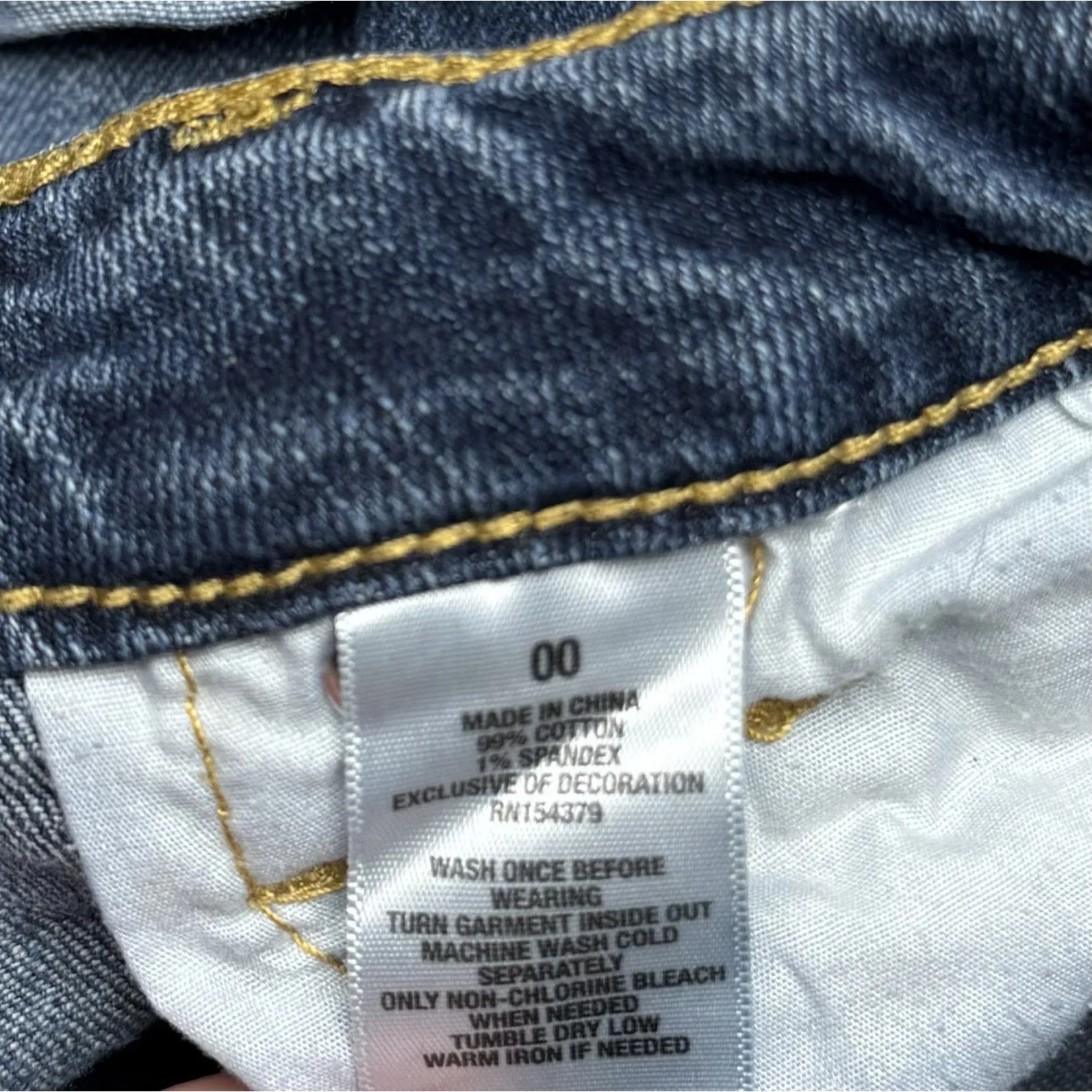 Aeropostale Cutoff Midi Jean‎ Shorts Women's Size 00  Stretch Denim Blue - Image 3