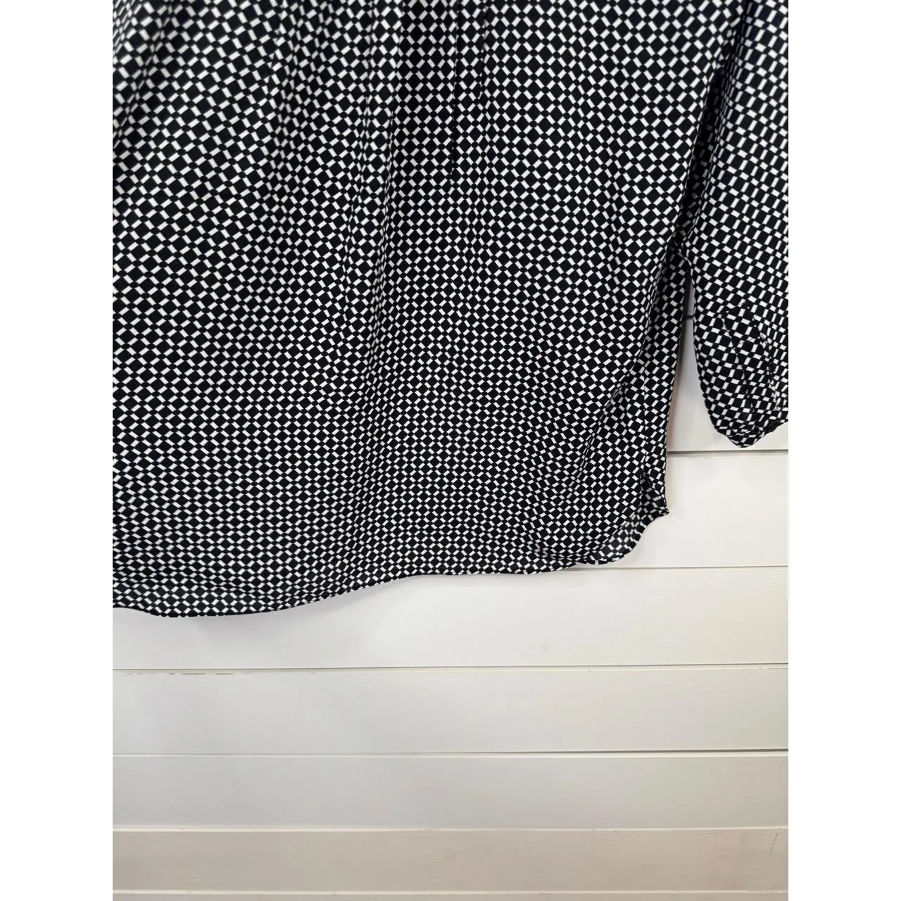 Premise Womens Blouse Size M Black White Geometric Print Half Button Up - Image 11