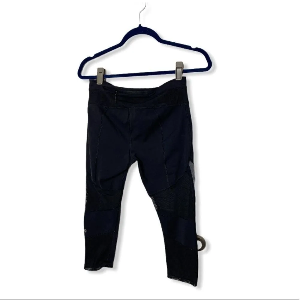 Lululemon  SZ 6 black cropped mesh leggings - Image 2