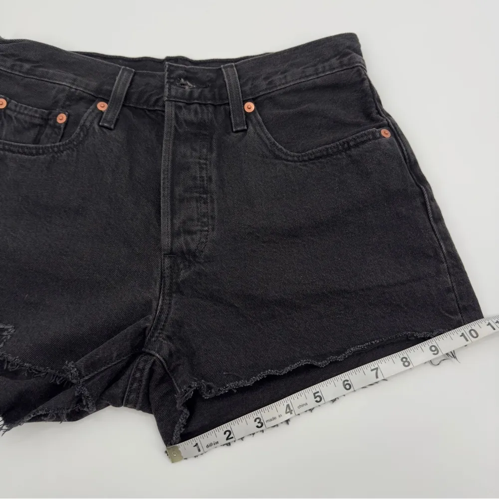 Levi’s 501 Women’s Denim Shorts High Rise Distressed Raw Hem Button Fly Black 27 - Image 7