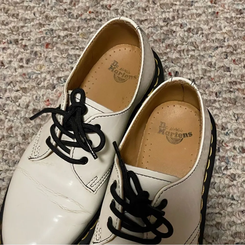 Dr. Marten 1461 Women’s Patent Leather Oxford Shoes in White Lucido Size 6 - Image 3