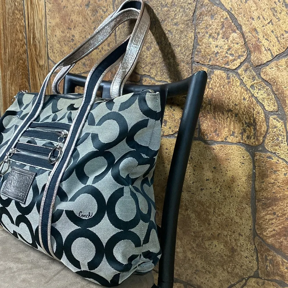 poppy op art glam tote 13826 - Image 3