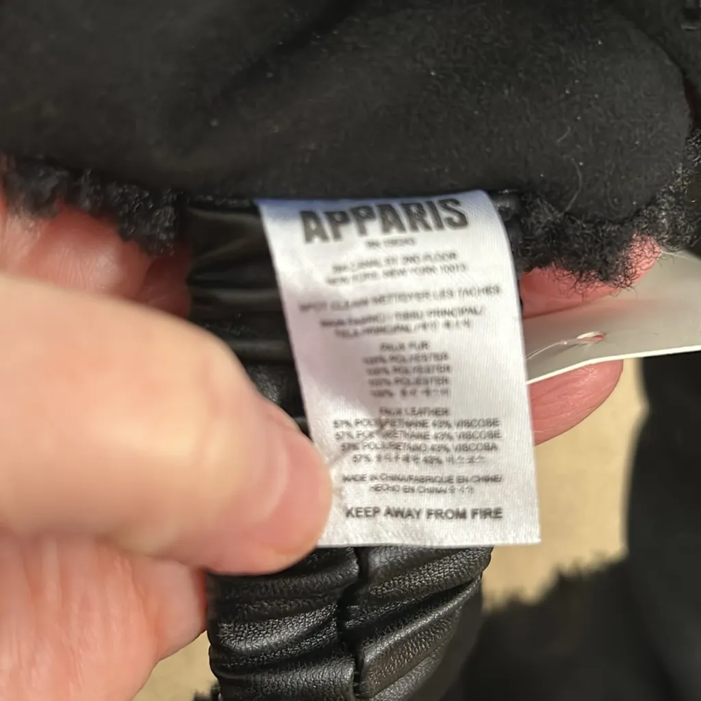 Evereve Black Shearling Headband NWT - Image 6