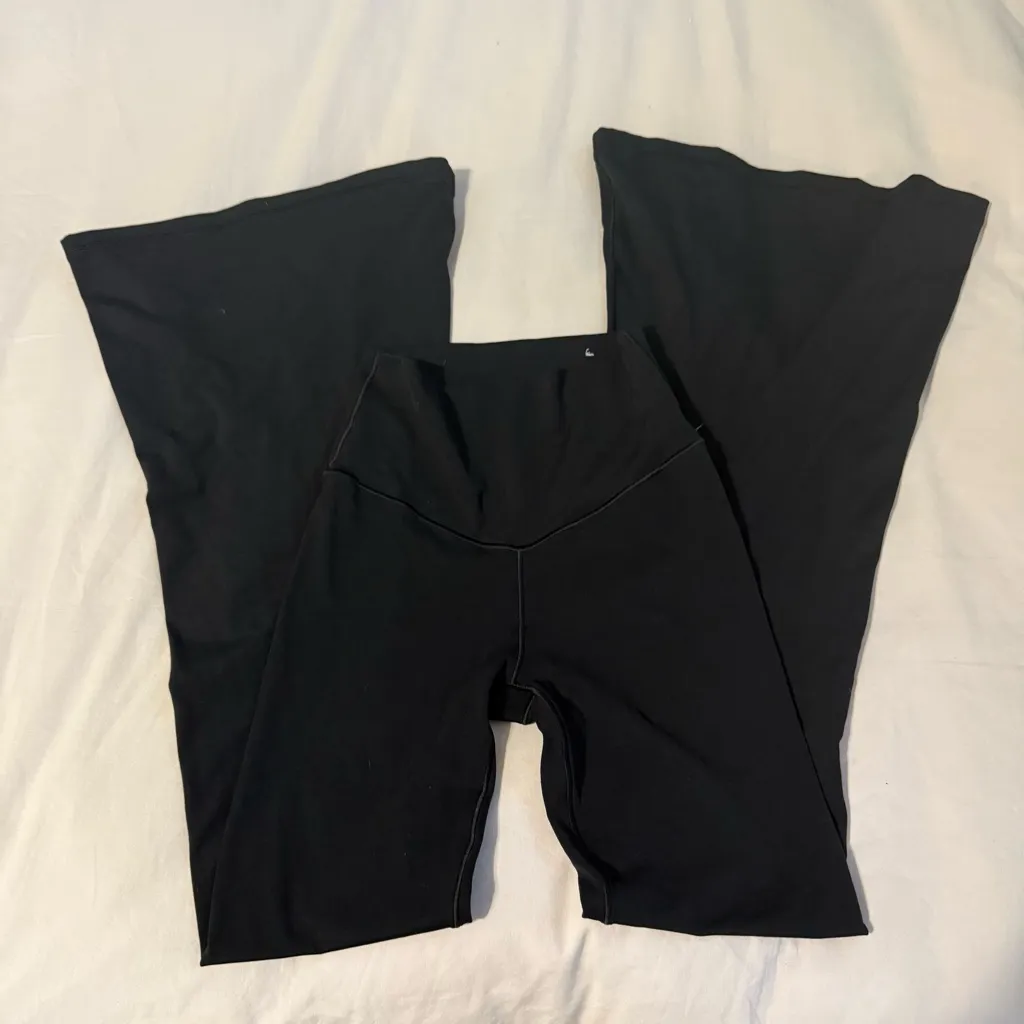 Aerie Black Flared Yoga Pants - Image 2