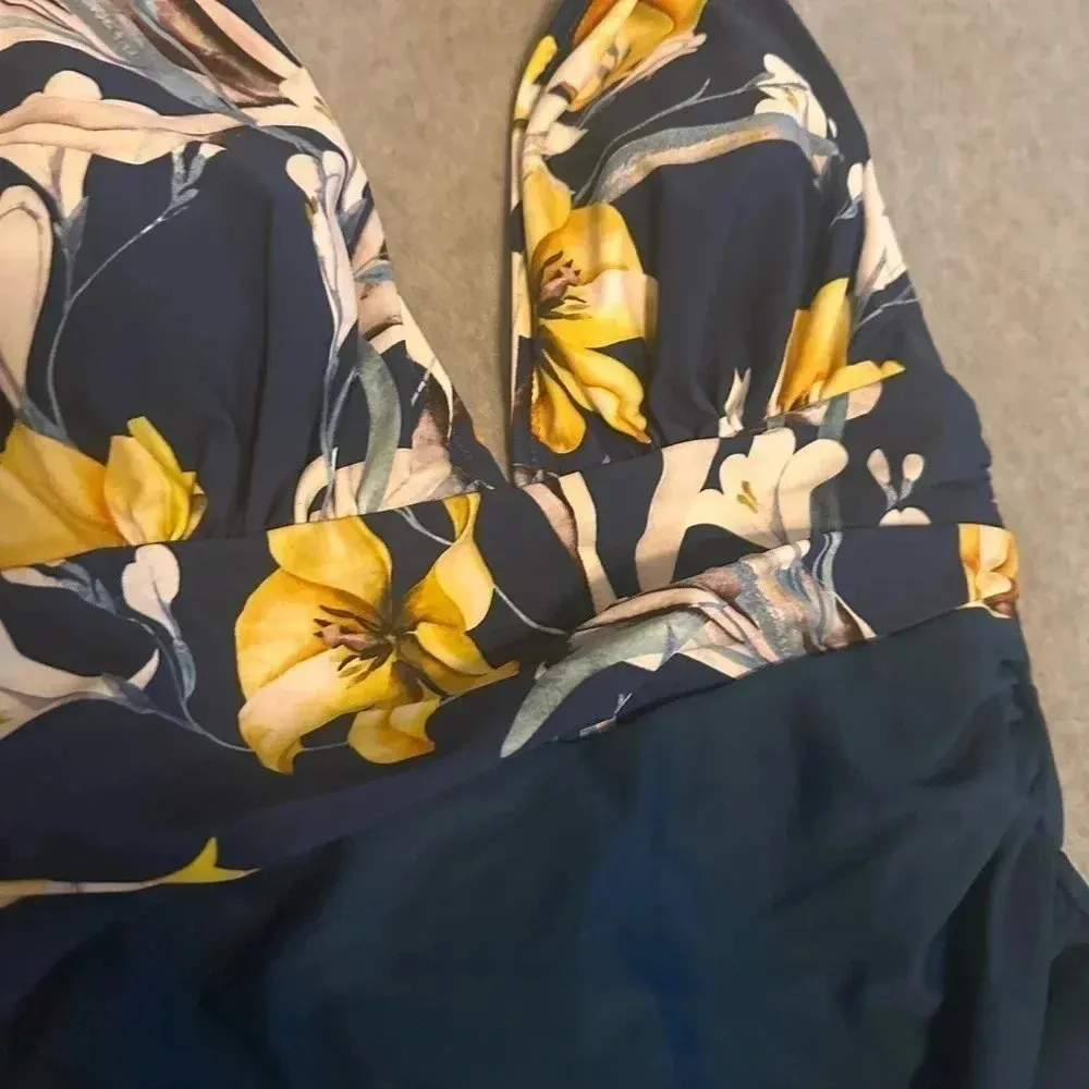 NWT CUPSHE One Piece Swimsuit Halter Backless yellow blue floral size S - Image 2