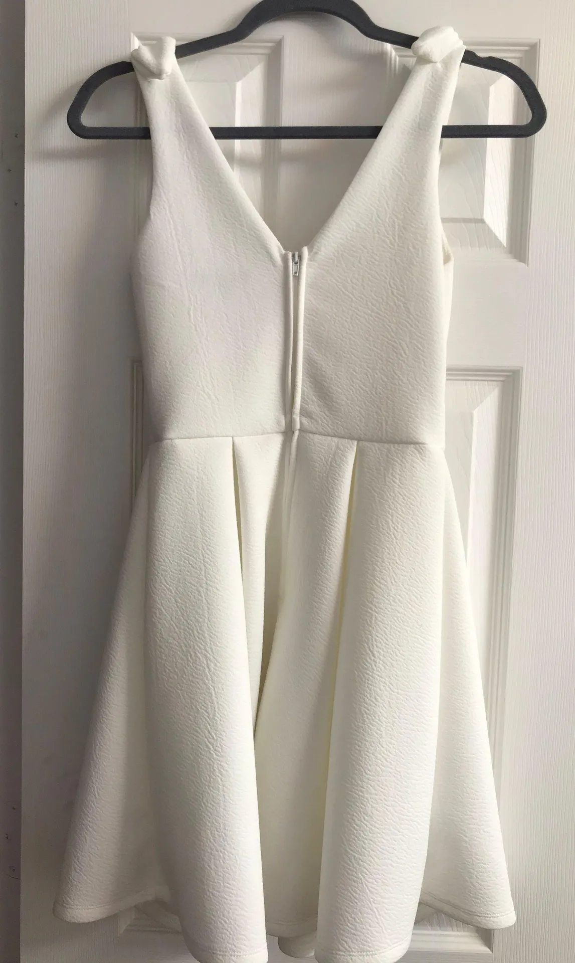 White Dress Size XS - Image 2