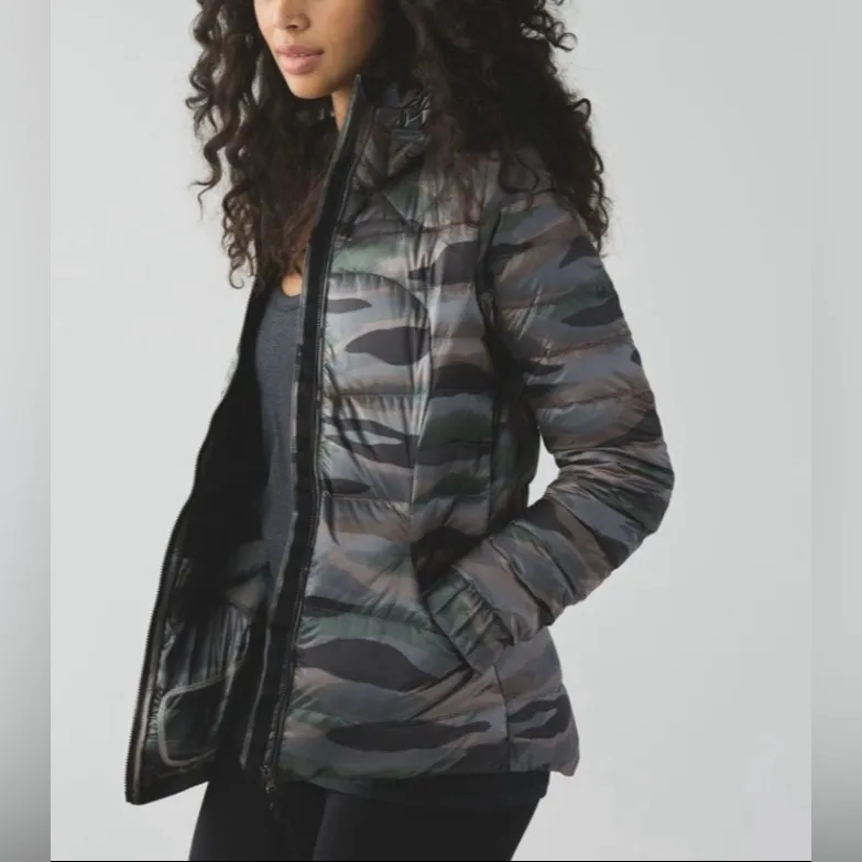 Rare Lululemon Fluffin’ Awesome Jacket Coat Coast Camo Butter Pink Multi Sz 6 - Image 2