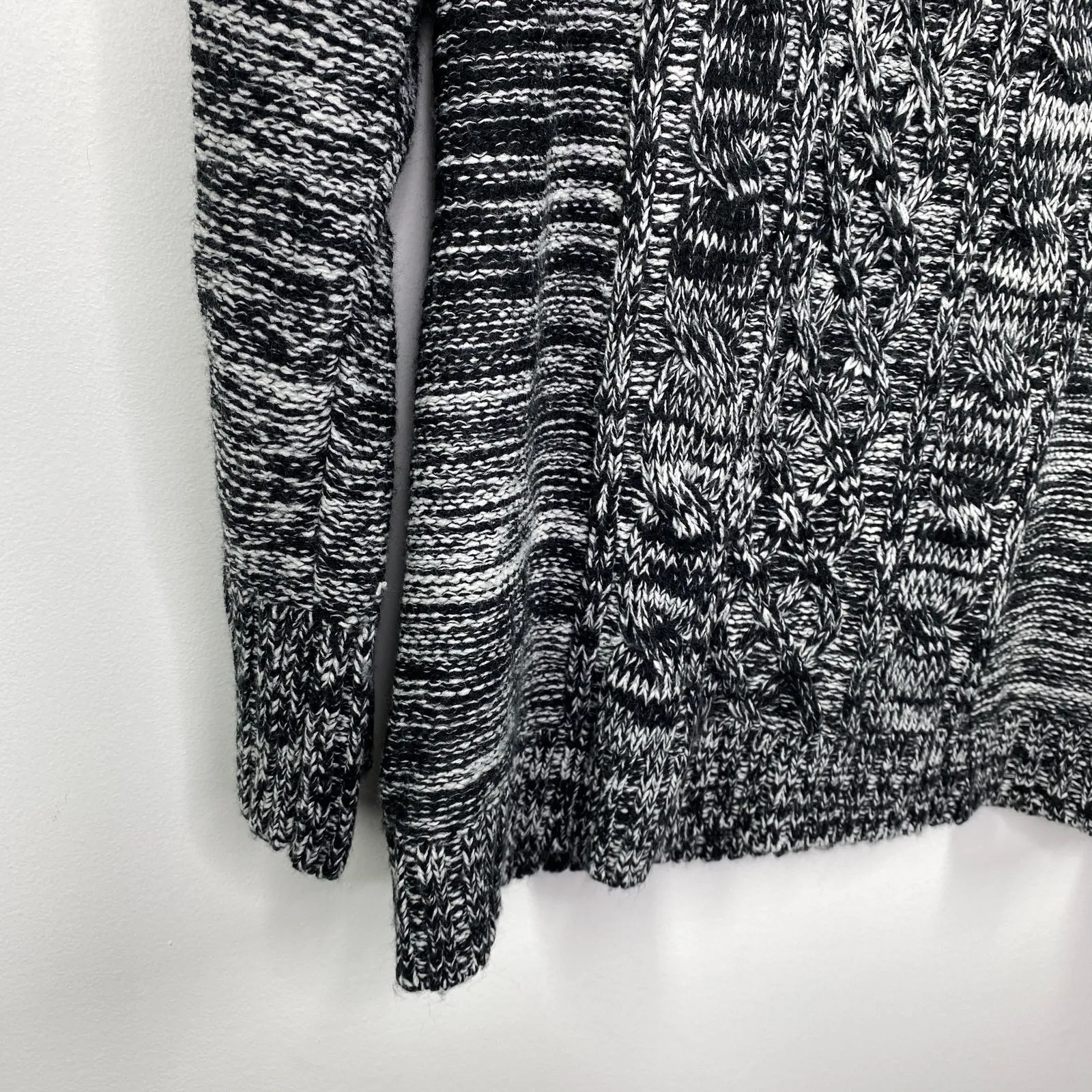 Karen Scott Black Grey Cowl Neck Knit Long Sleeve Sweater Women's Size Medium M - Image 3