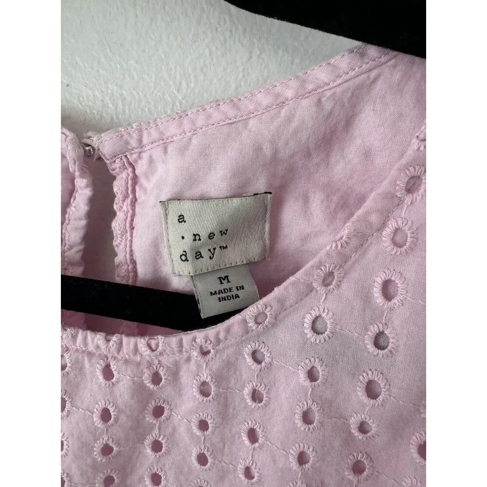 A New Day Pink Eyelet Lace Puff Sleeve Blouse Women’s Size Medium Barbiecore - Image 4