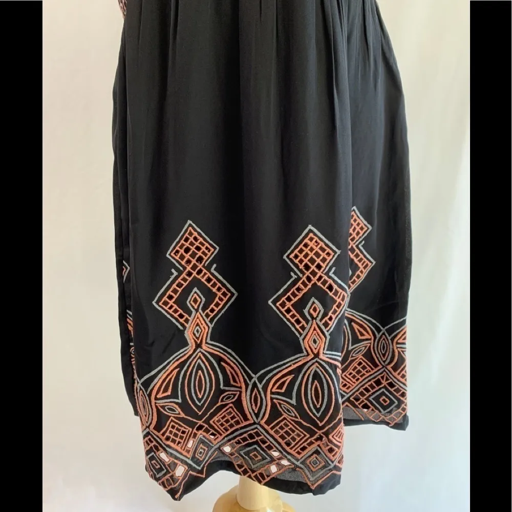 Ella Moon Global‎ Inspired Black Embroidered Geometric Dress With Pockets Size M - Image 3