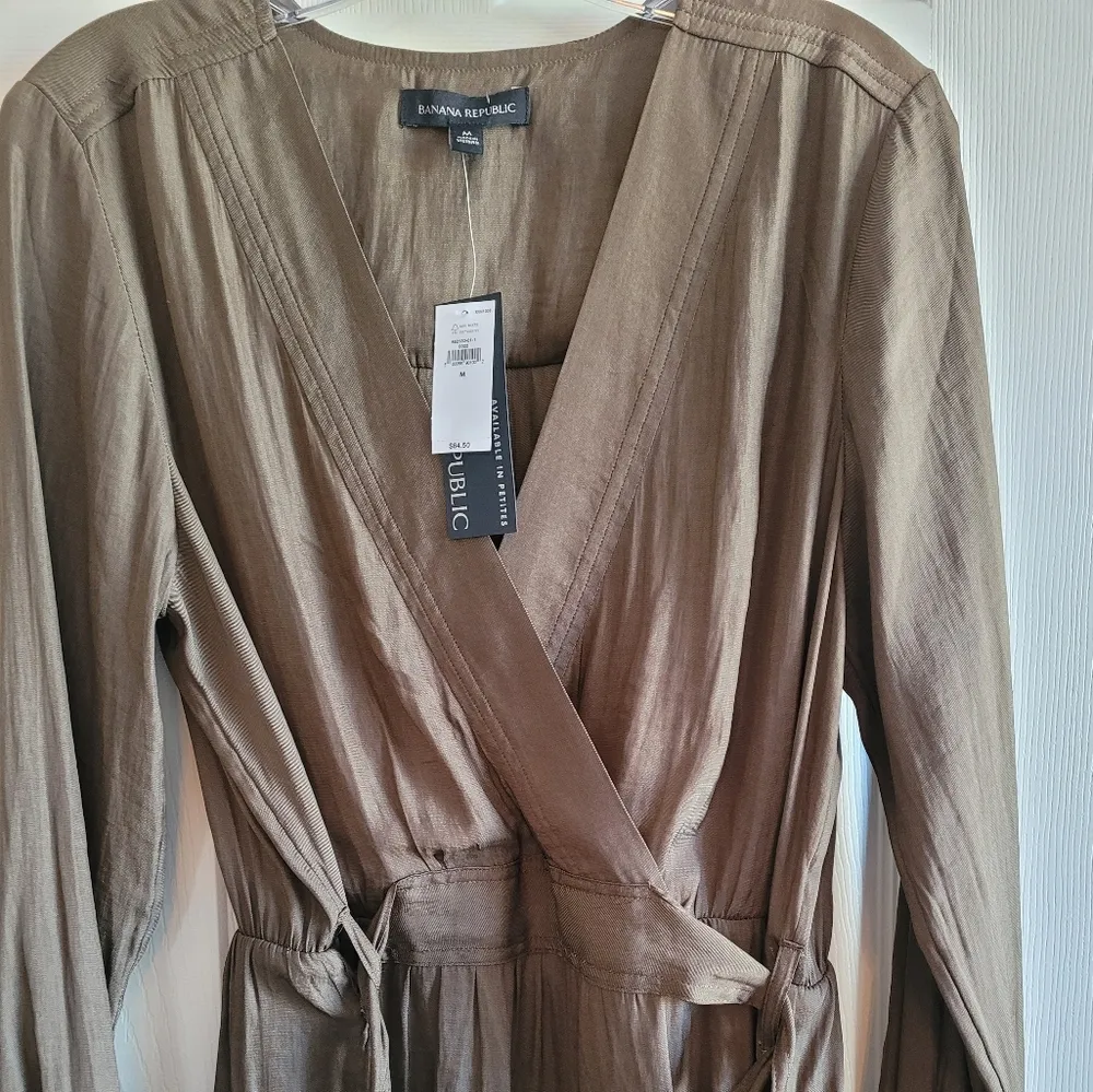 Banana republic Women blouse - Image 3