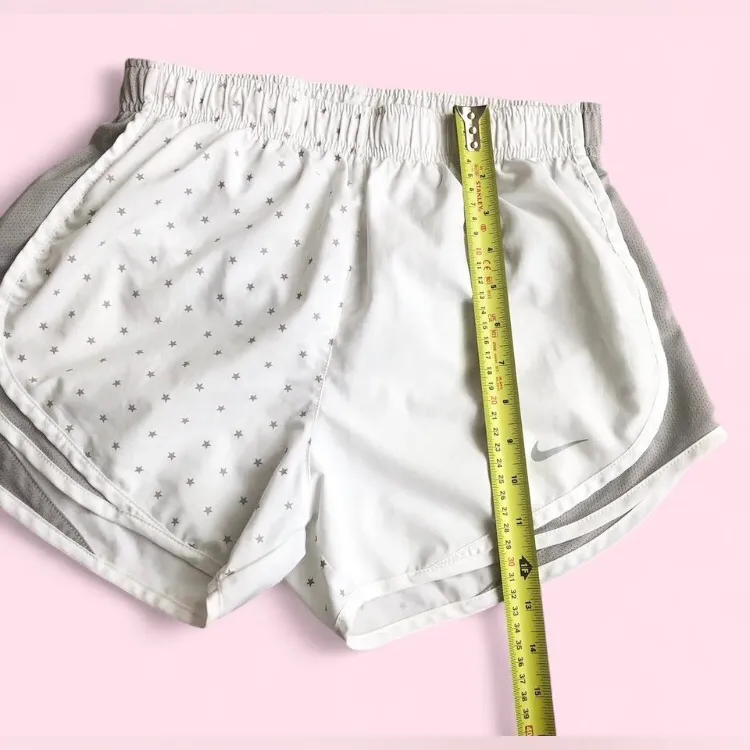 Nike Women's Star Patterned White Athletic Shorts Size S - Image 6