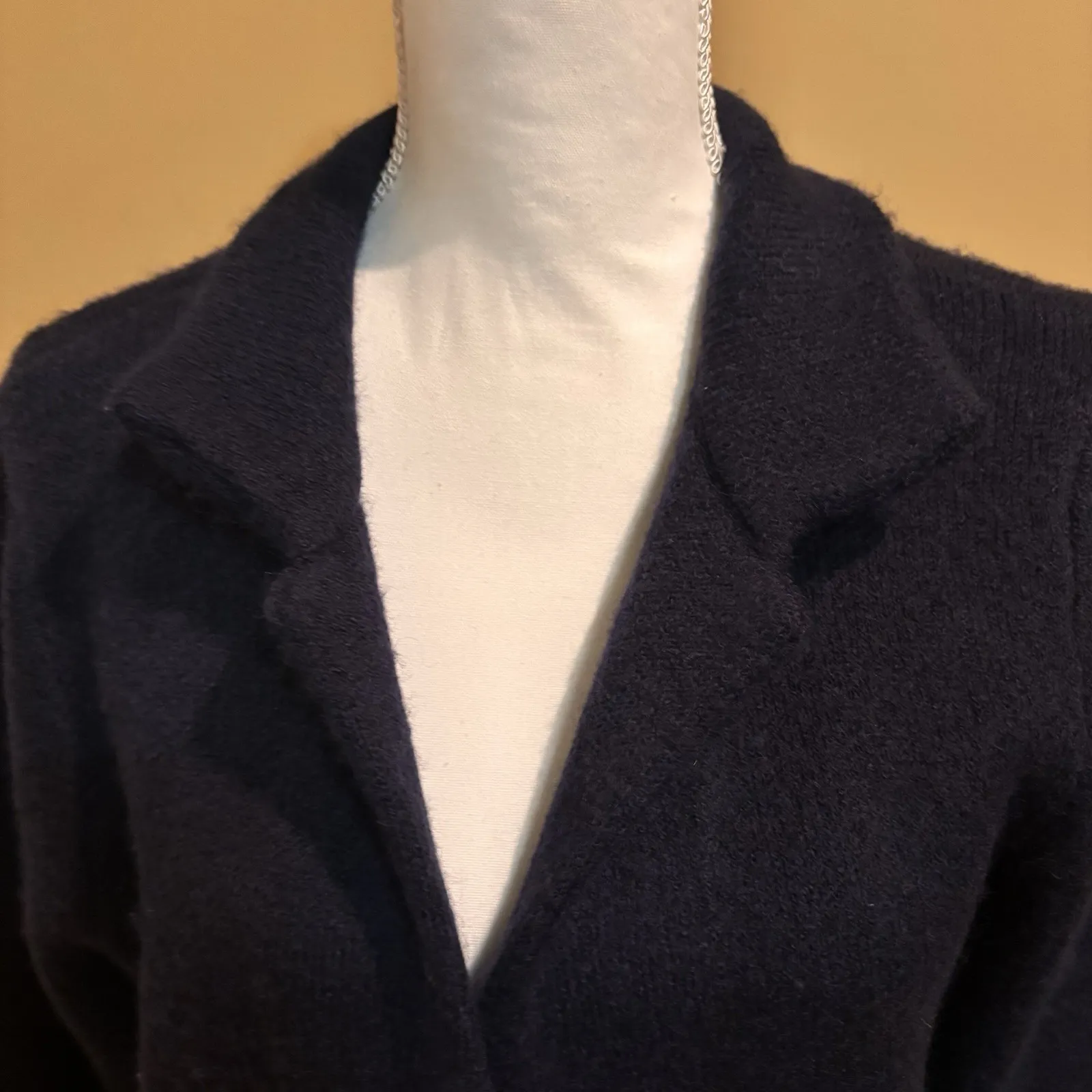 Halston H Size XL Navy Blue Knit Cardigan Sweater Jacket Gold Buttons Pockets - Image 3