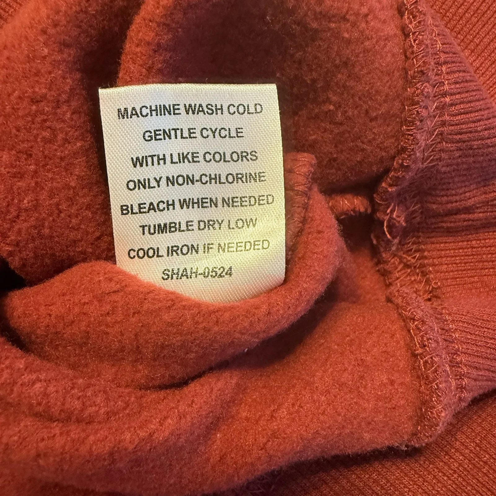 Ed Hardy Hoodie Koi Fish Cropped Women’s LG Brick Red Sleeve Spellout Y2K Skater - Image 8