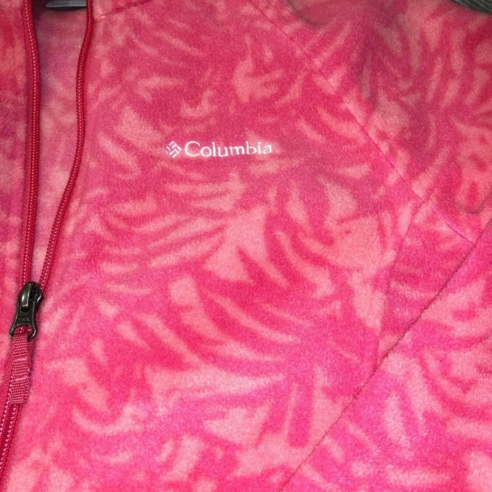 COLUMBIA zip up fleece with Hawaiian floral pattern pink - Image 2