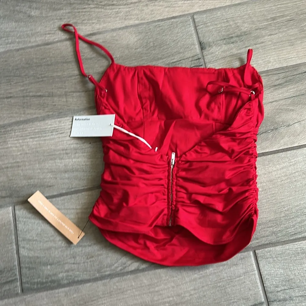 Reformation Tiana top in lipst red - Image 3