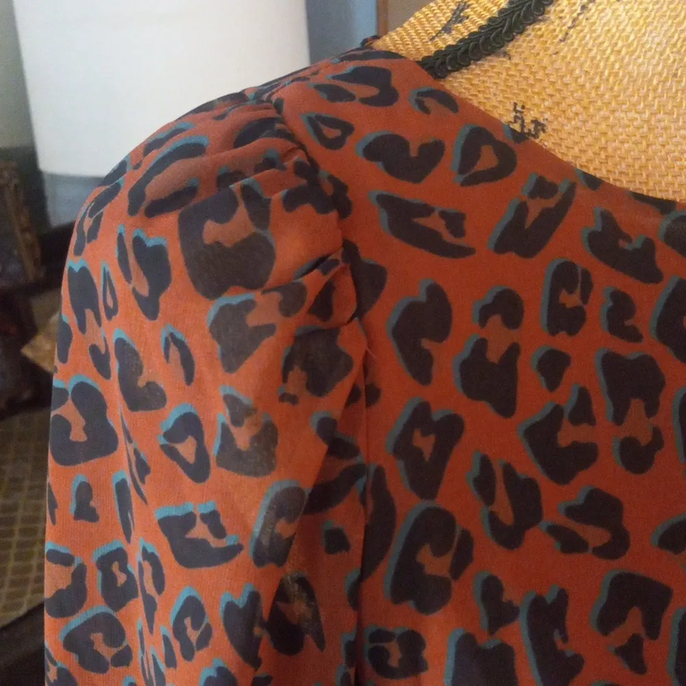 Anthropologie Hutch Greta Tie Front Leopard Print Mini Dress in Copper - Image 4