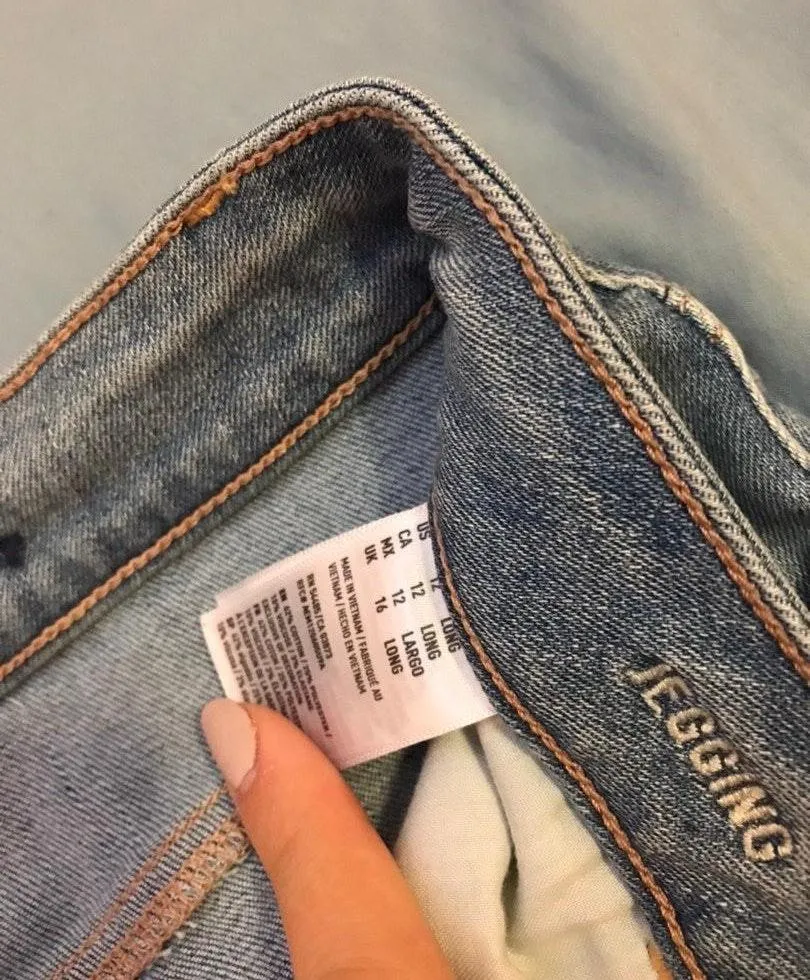 Gap American Eagle Blue Jeans - Image 3