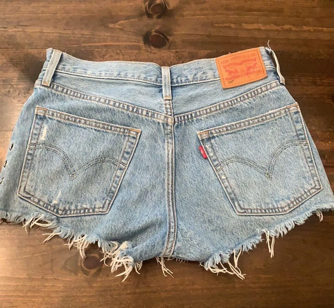 Levi’s Short - Image 2
