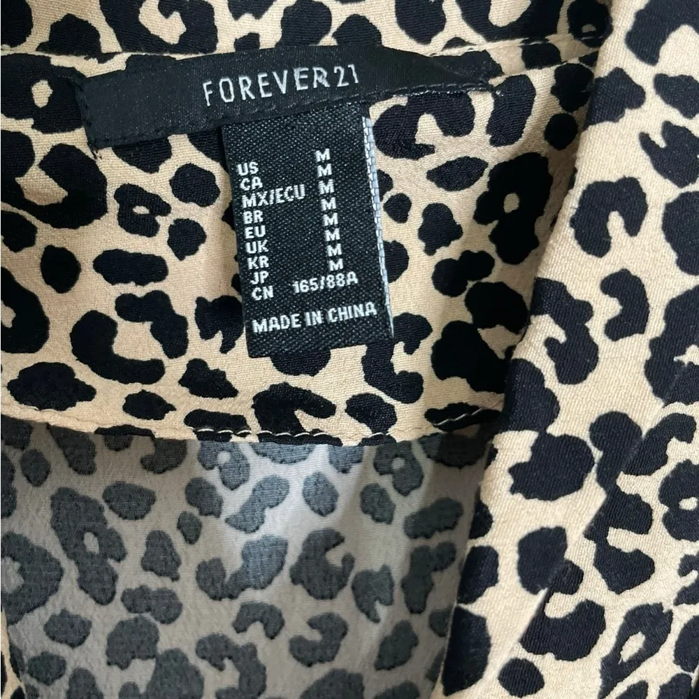 Forever 21 Animal Print Mob Wife Shirt Dress Medium - Image 2