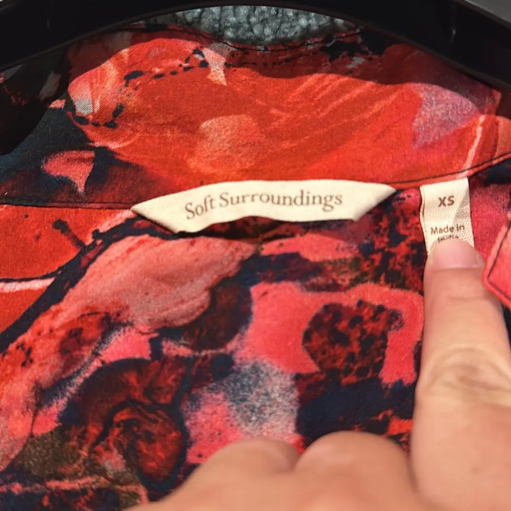 Soft Surroundings  Rioja Crossover Wrap‎ Blouse Size XS - Image 3