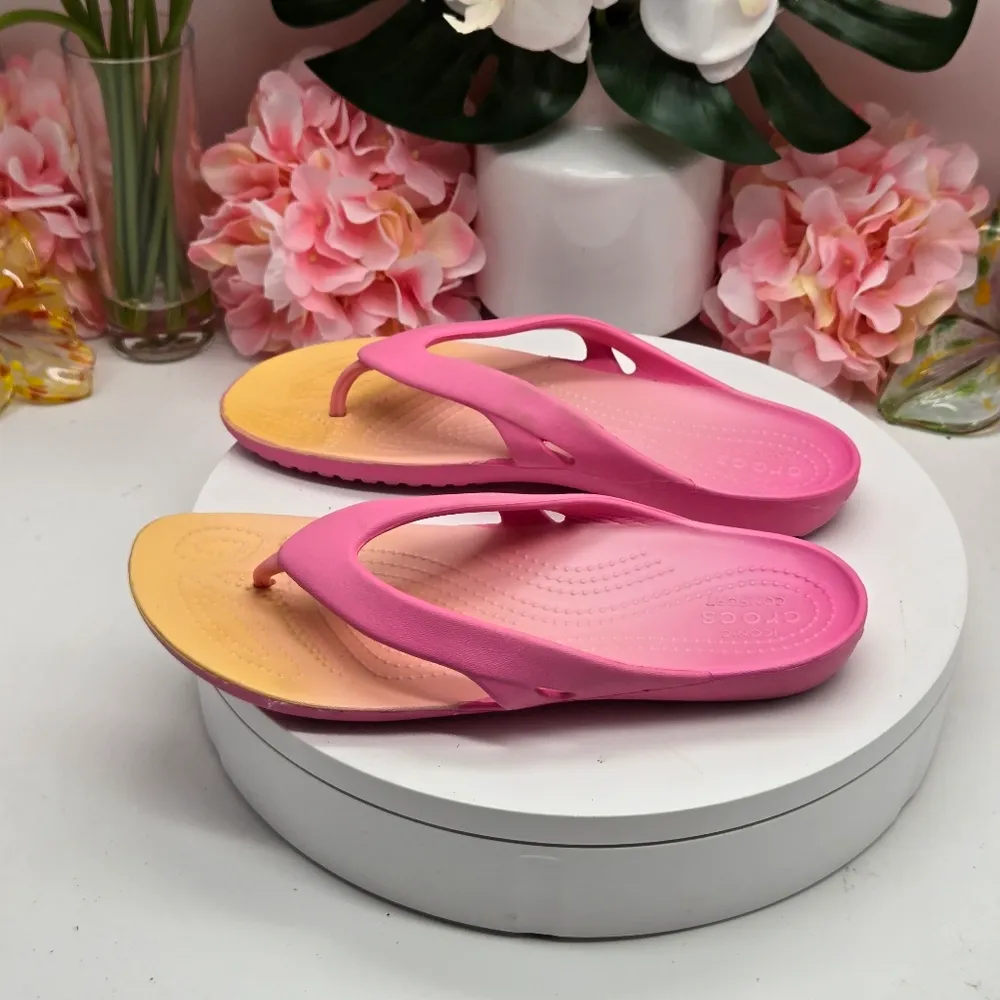 Crocs Kadee-ii Seasonal Graphic Flip Pink/Beige Sz W8 - Image 3