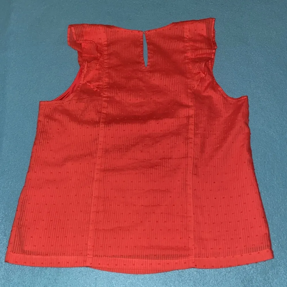 J.CREW FACTORY ruffle tank lined textured key hole button in back NEW size 10 Orange - Image 4