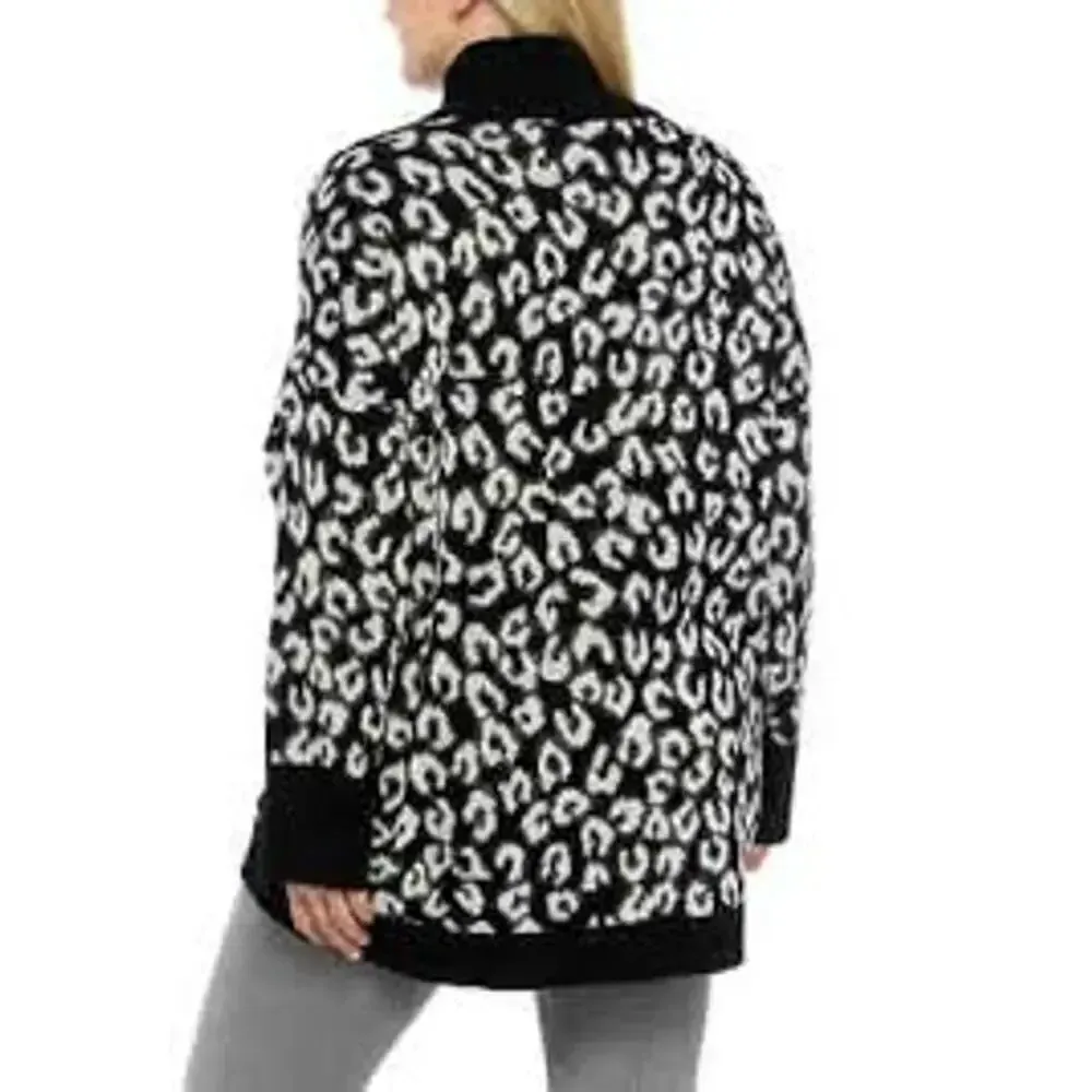 NWT Cabana‎ by Crown & Ivy Women's Large Leopard Print Mock Neck Tunic Sweater - Image 2