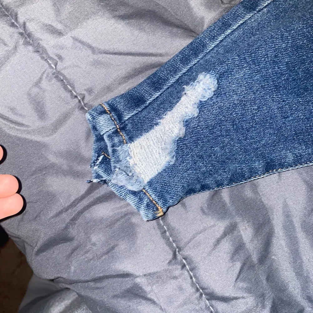 Nwt meadows jeans - Image 4