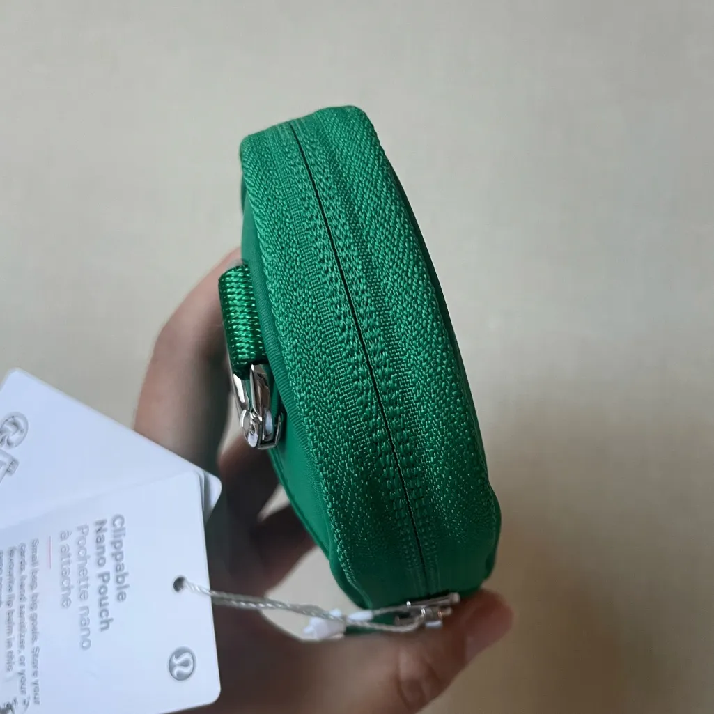 Lululemon  Clippable Nano Pouch - Raceway Green - Image 6