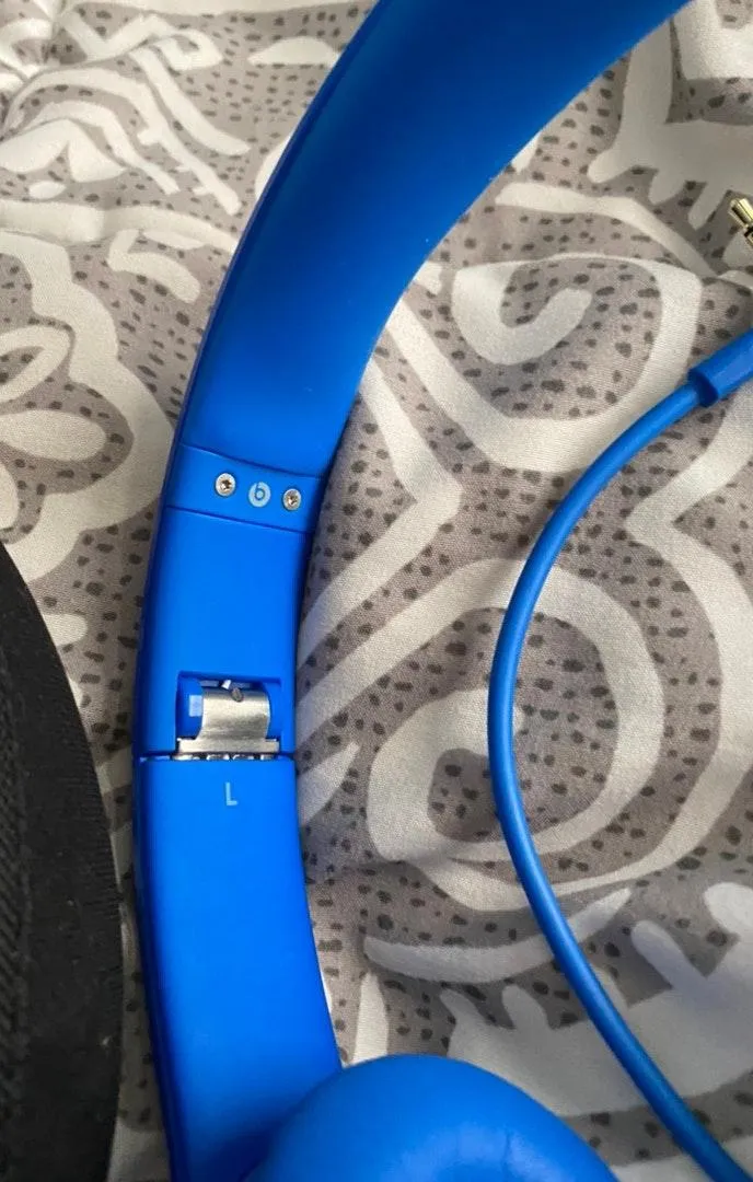 Solo HD beats Headphones  - Image 4