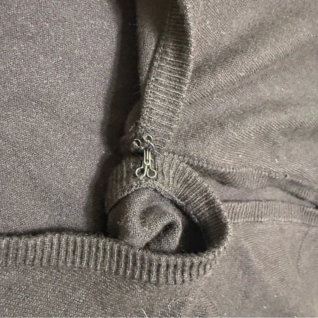 Torrid Fitted Long Sleeve Shrug Sweater size‎ 1 - Image 8