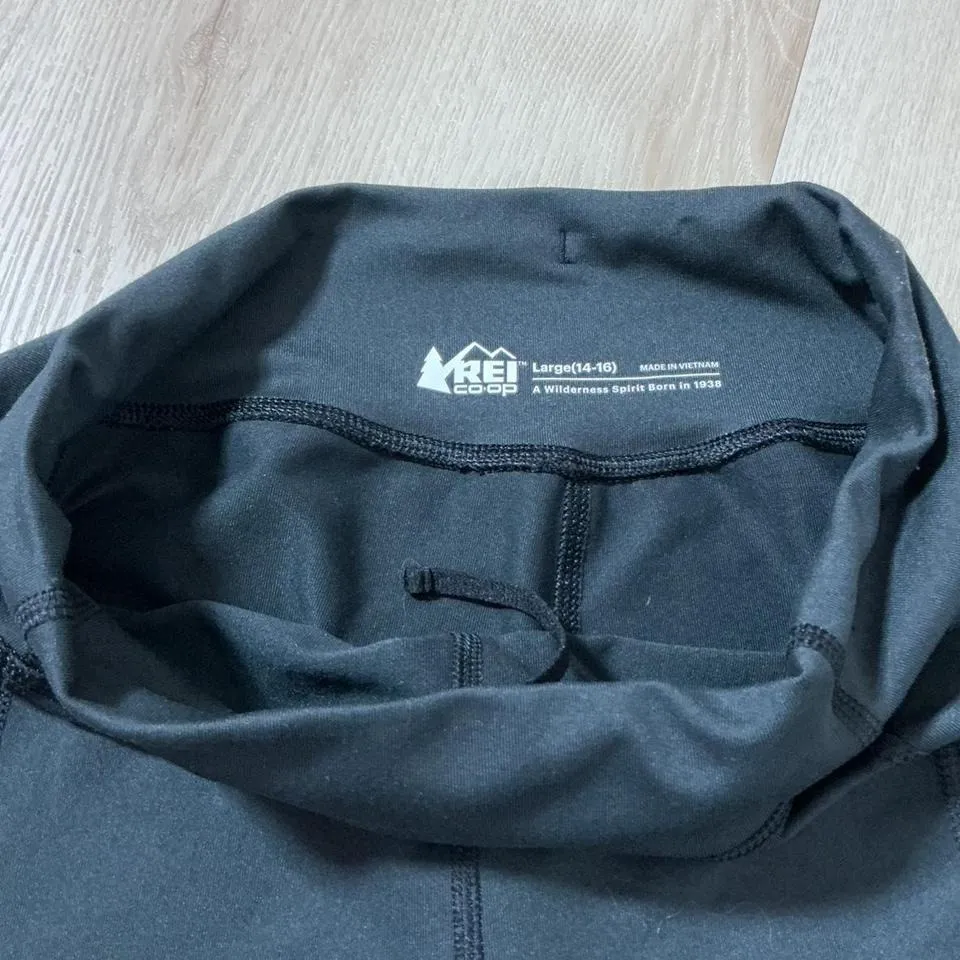 REI Co Op Womens Black Active Leggings Pockets Size Large - Image 2
