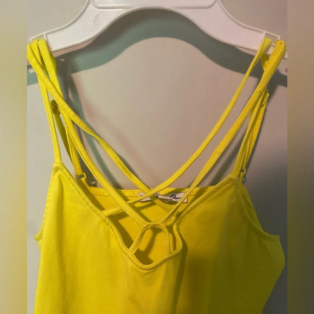 Nwot Express Criss Cross Tank Top - Image 4