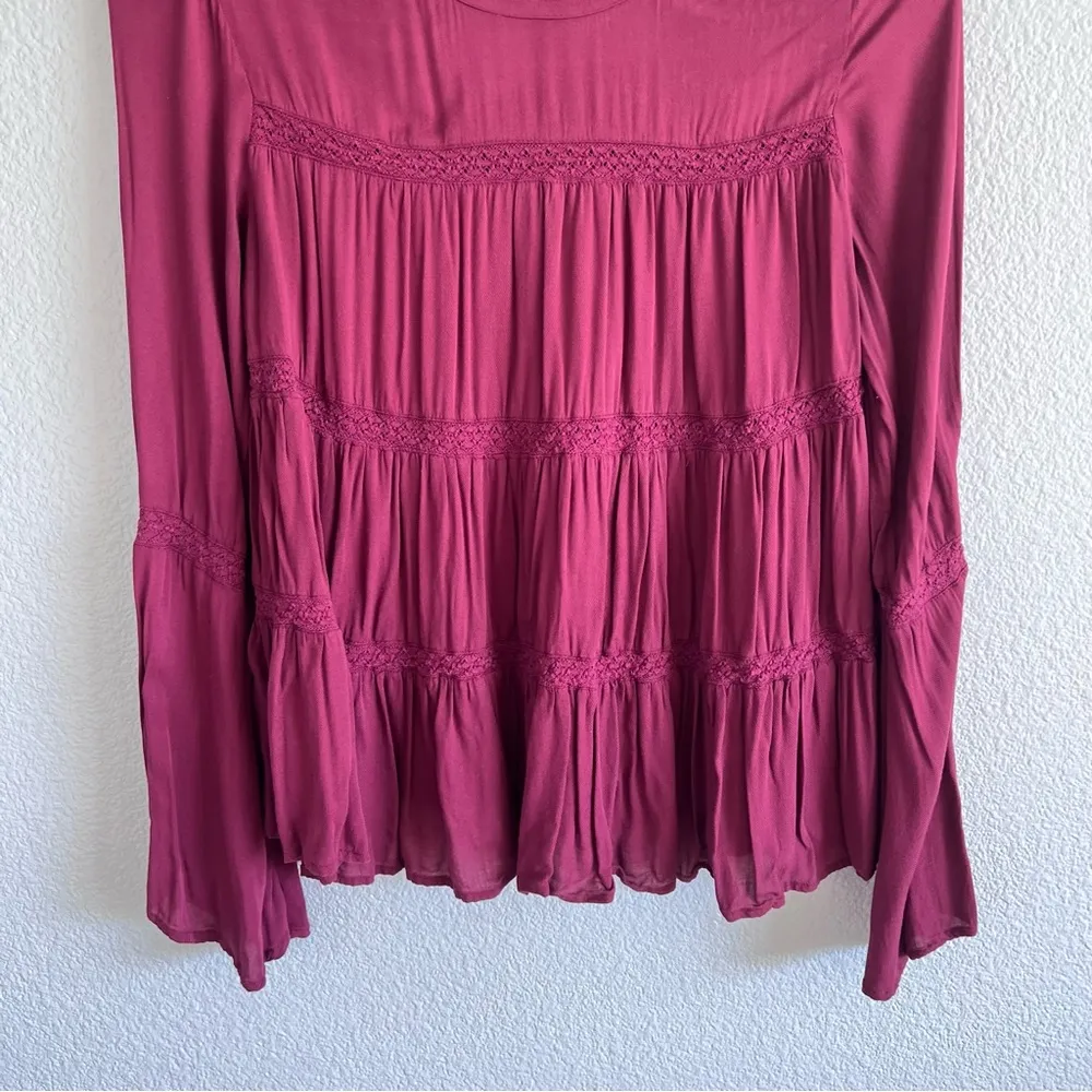 RO&DE Womens Burgundy Tiered Lace Blouse - Image 3