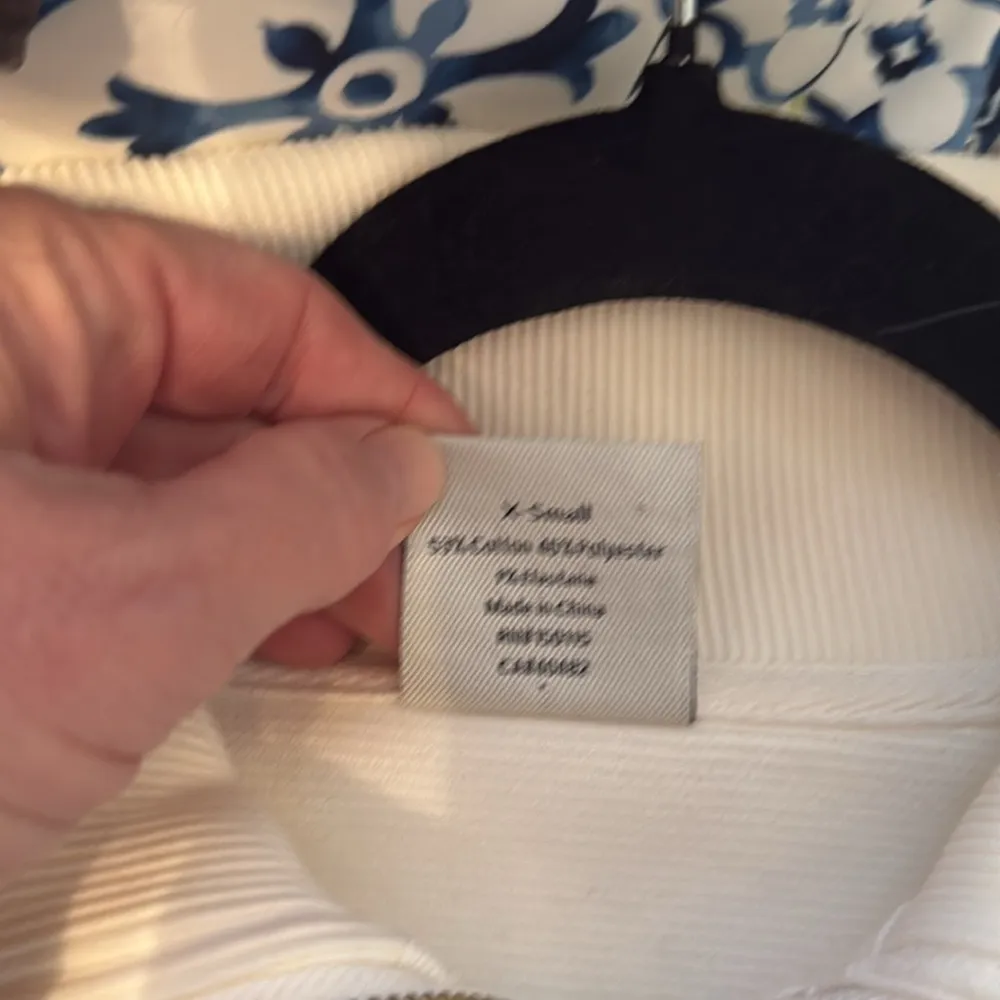 Branded Varley Ramona 1/2 Zip, Size XS - Image 10