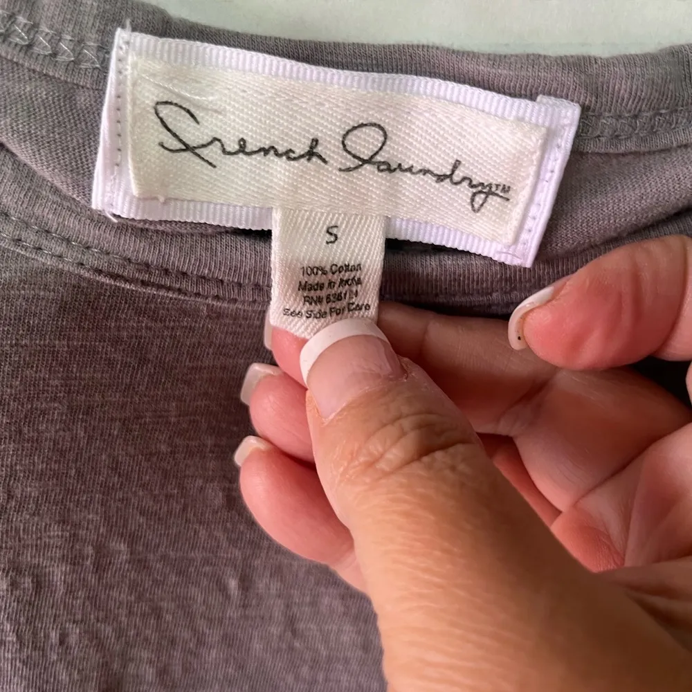 FRENCH LAUNDRY (S) GRAY RUFFLE CROP TOP - Image 3