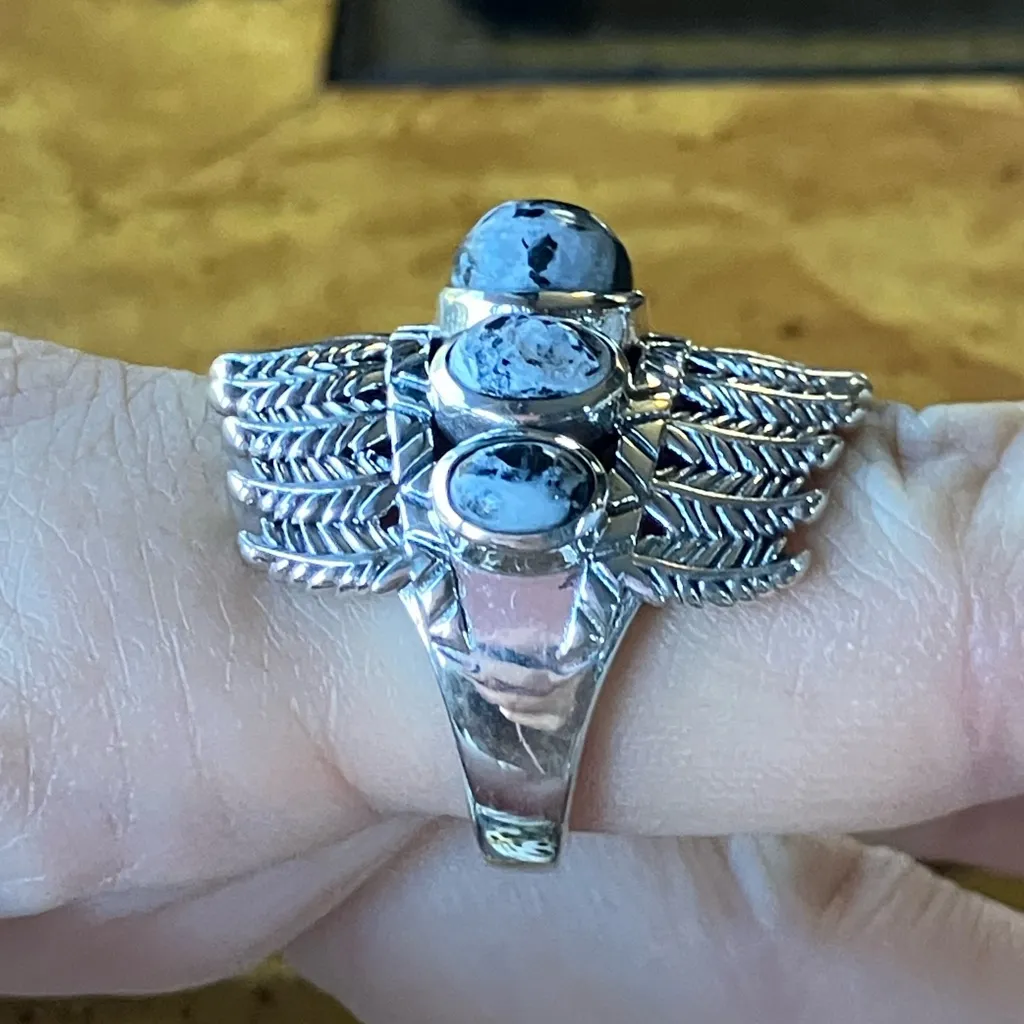 White Buffalo Sterling Silver Feather Ring Size 9 Black - Image 3