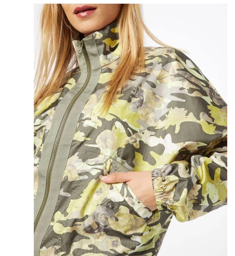 NWT Nike Women's Jackets & Coats Nike Oversized Sportswear - Image 5