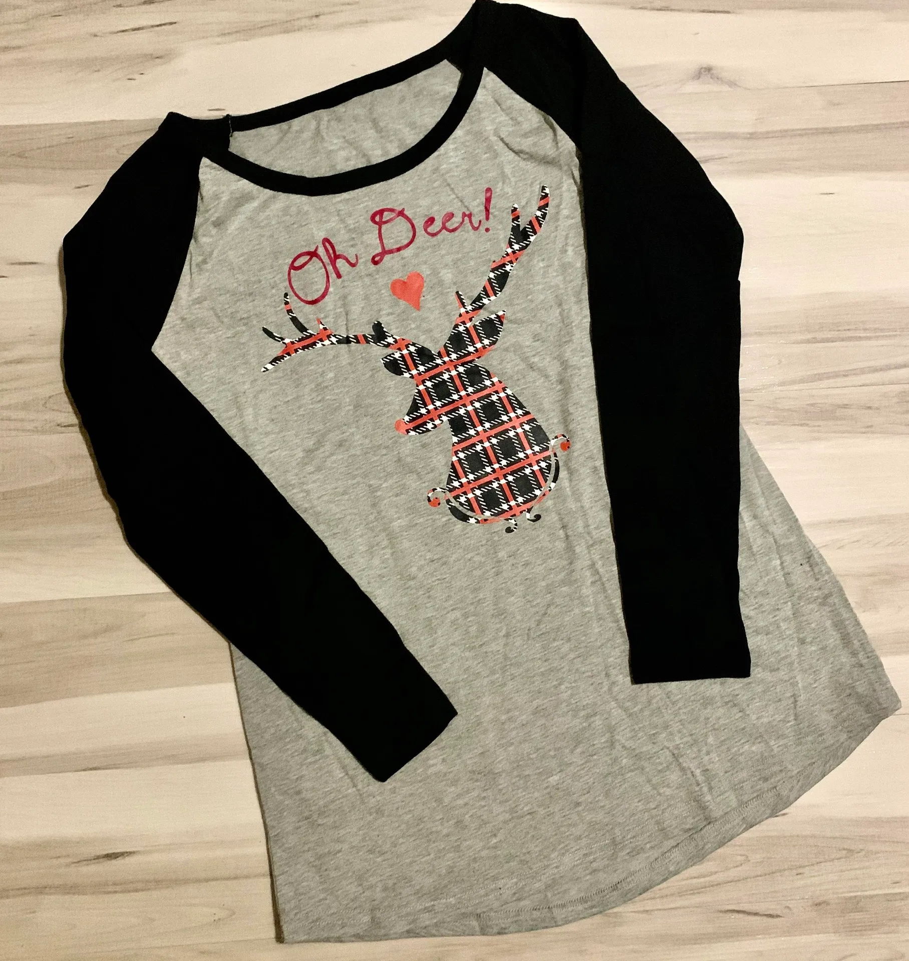 Oh Deer plaid reindeer holiday top 🦌 - Image 3