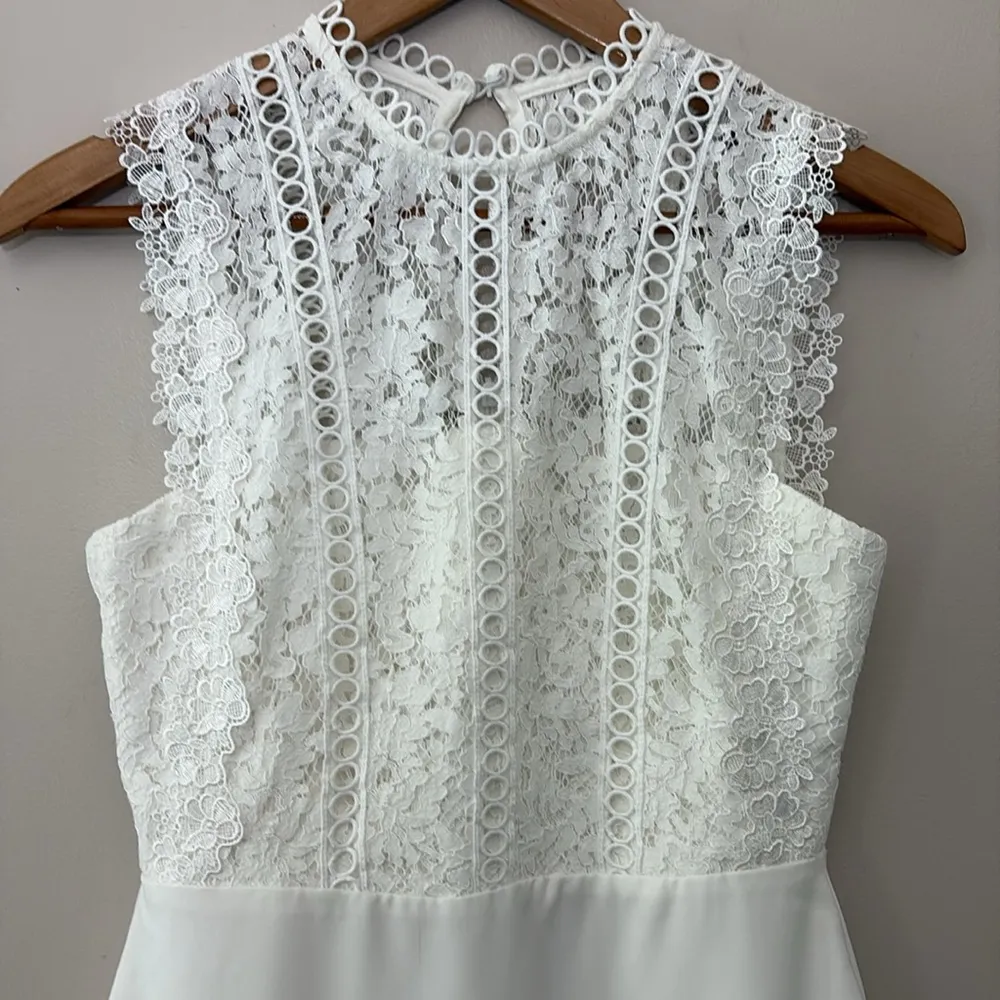 HEARTLOOM Cammie Sleeveless Lace Mini Dress Tulip Hem Eggshell White Size Small - Image 3