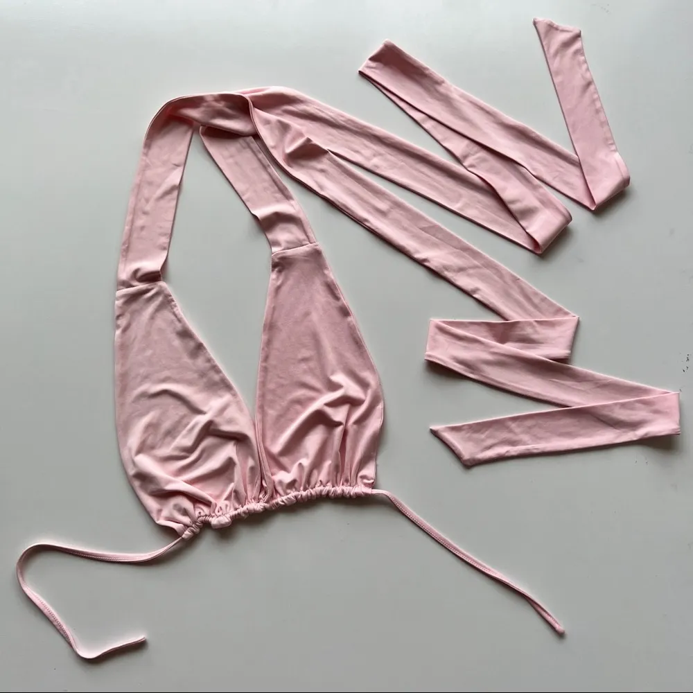 Beginning Boutique Niomi Wrap Tie Crop Top in Baby Pink - Image 2