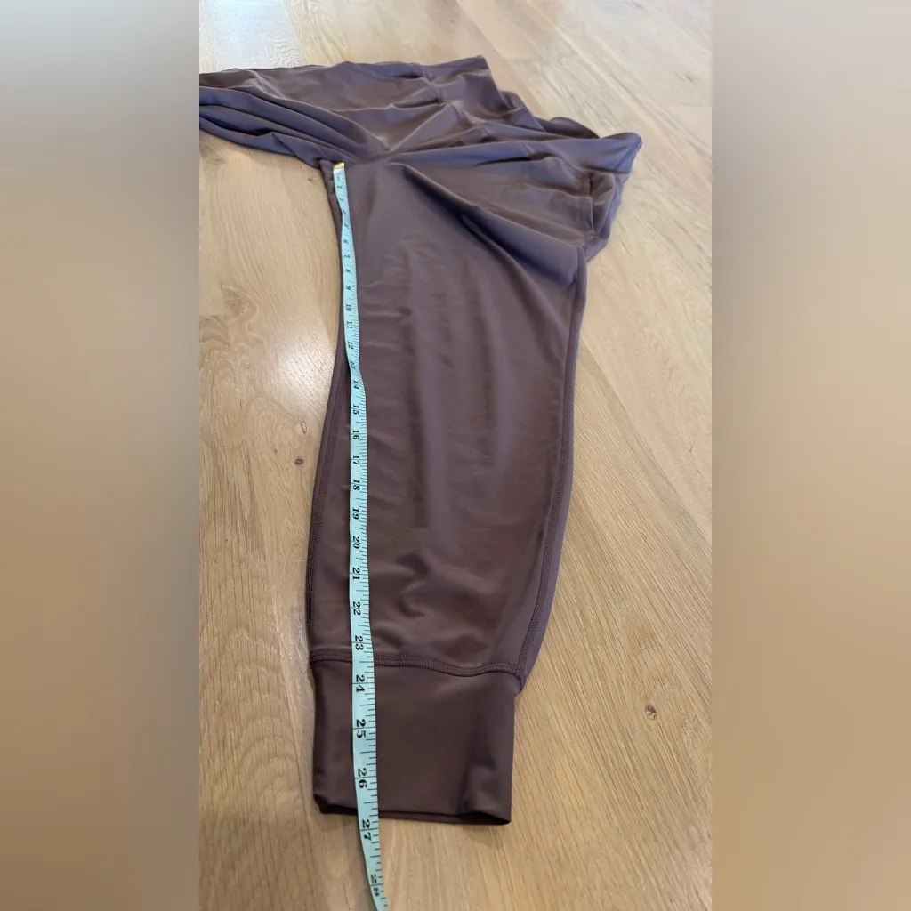 Old navy active high-rise jogger mythical size large - Image 8