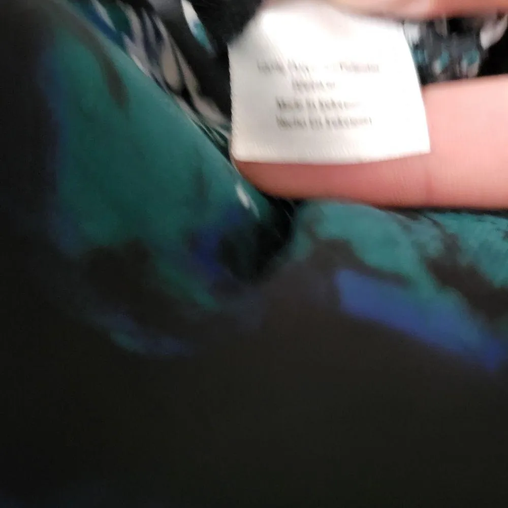 A.n.a abstract sheer tie back blouse size medium - Image 7