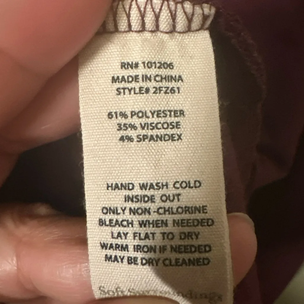 Soft surroundings size large Elegant V-Neck plum asymmetrical Women's Top tunic - Image 6