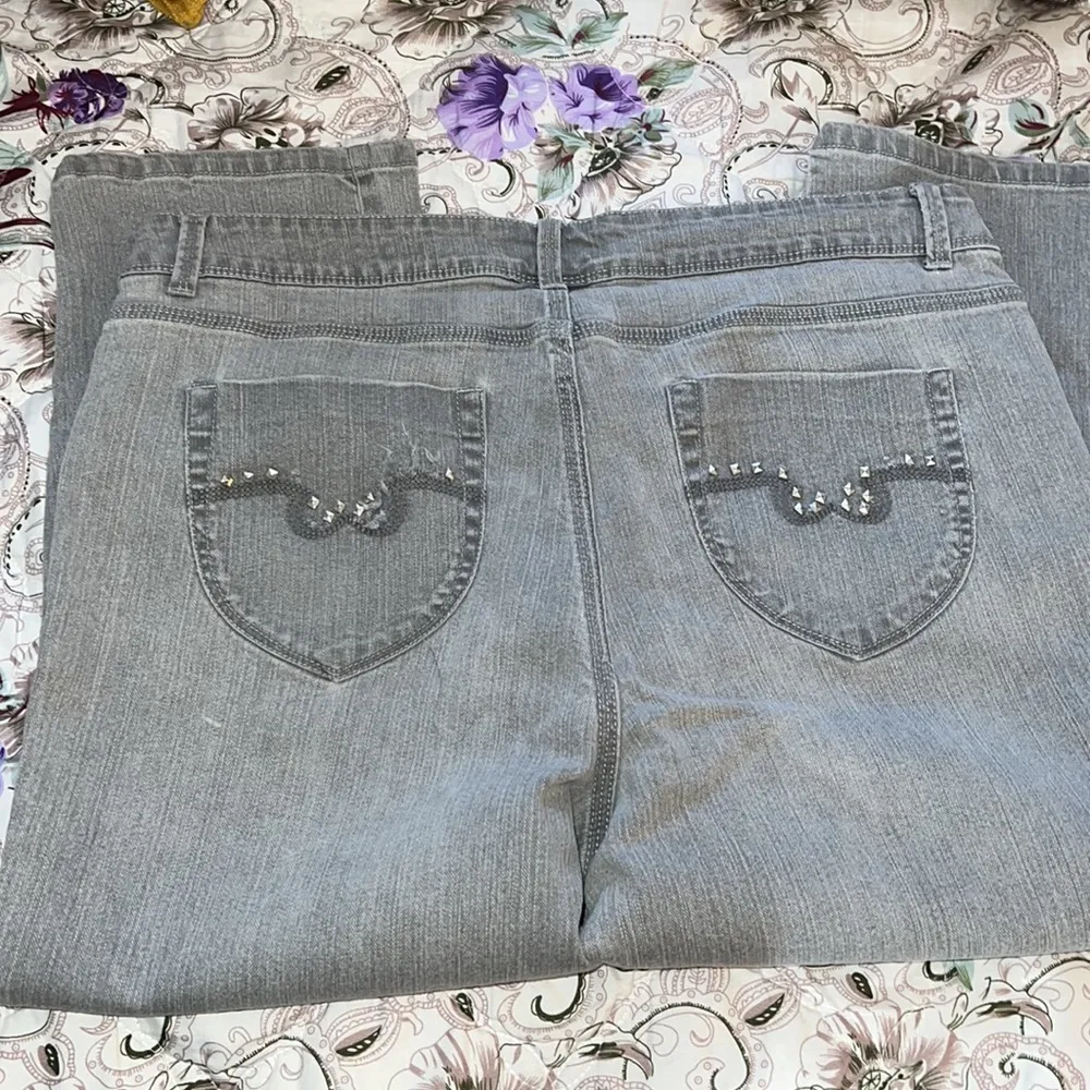 Jordache straight‎ crop Jean - Image 2